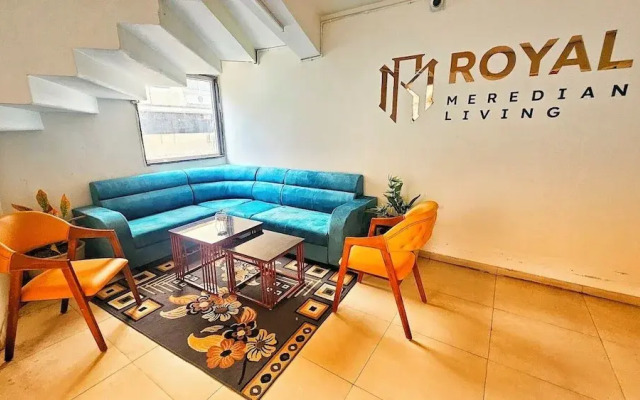 Royal Meredian Living