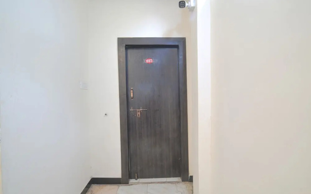 Fabexpress Neelam Palace