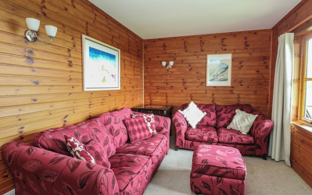 Creag Mhor Lodge