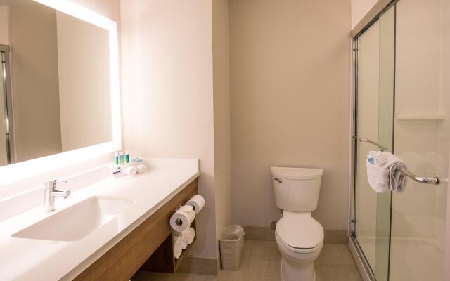 Holiday Inn Express Hotel & Suites Hesperia by IHG