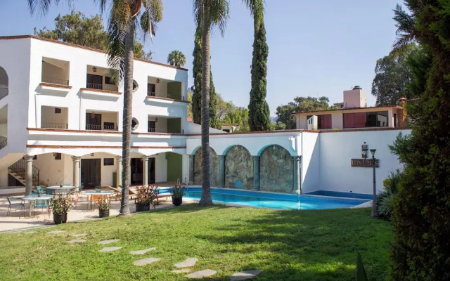 Hotel Mythos