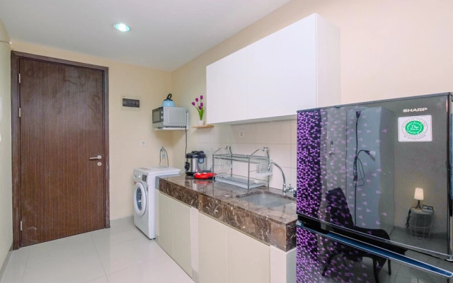 Nice And Elegant Studio Apartment At Nine Residence