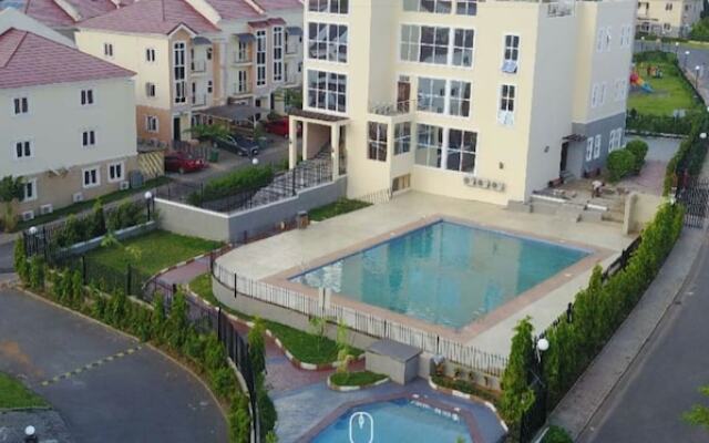 Furnished 4 Beds Semi-det House in Abuja, Nigeria