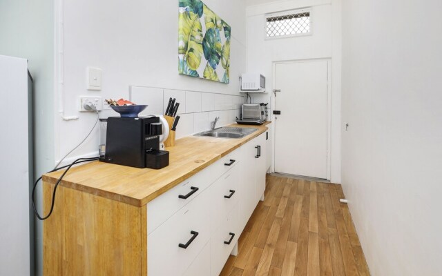 Easy Going Holiday Unit On Mckenzie Mk5