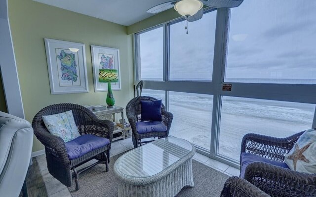 Edgewater West by ALBVR