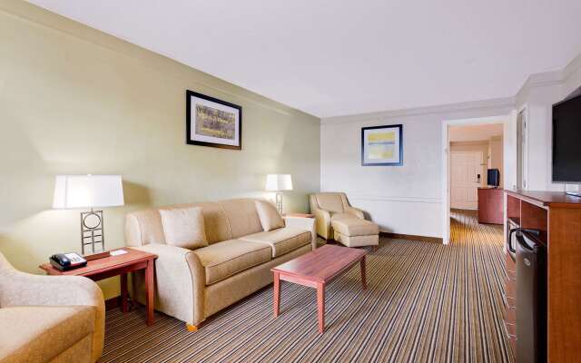Baymont by Wyndham Jacksonville Orange Park