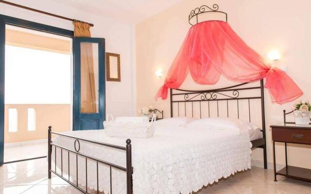 Archipelagos Apartments