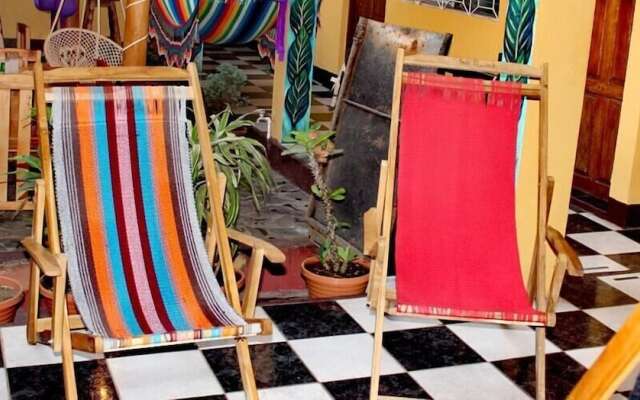Hostal El Almendro