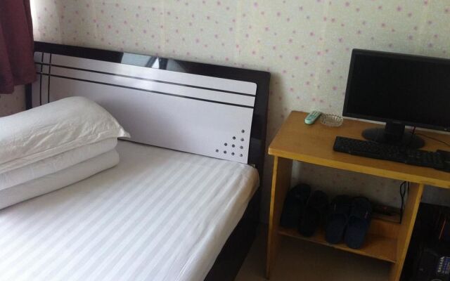 Zhengzhou Yueliangwan Serviced Apartment