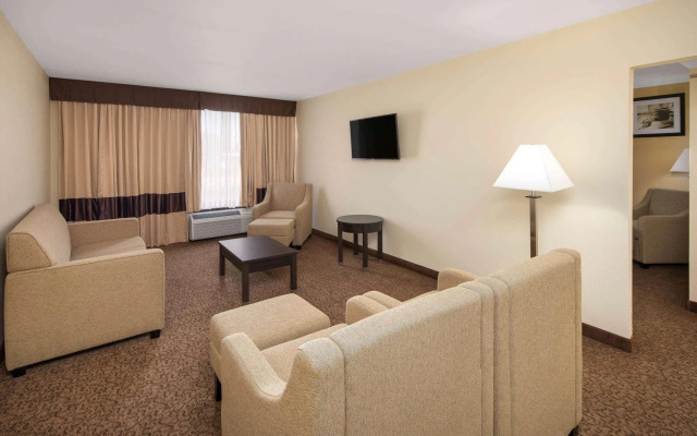 Baymont Inn & Suites by Wyndham Hammond