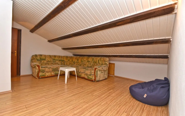 Apartments Arsen 928