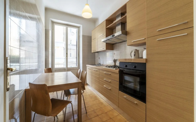 Appio Latino Cosy Flat