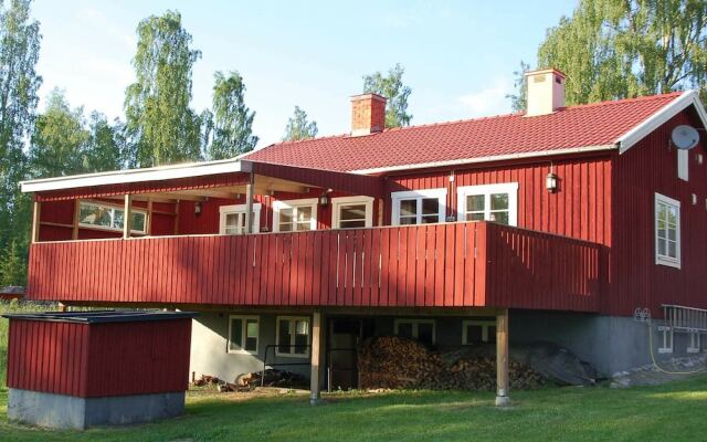 4 Star Holiday Home in Söderbärke