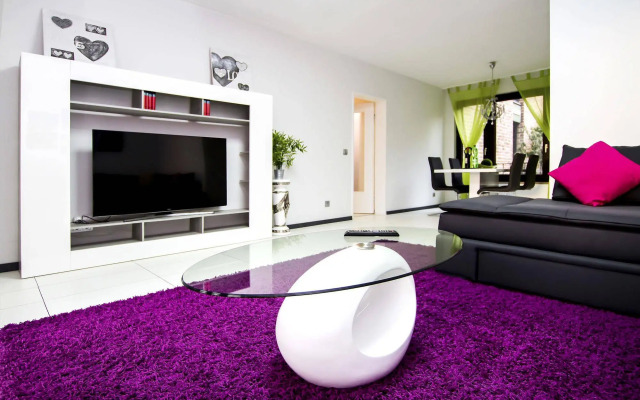 Lakeside Flat