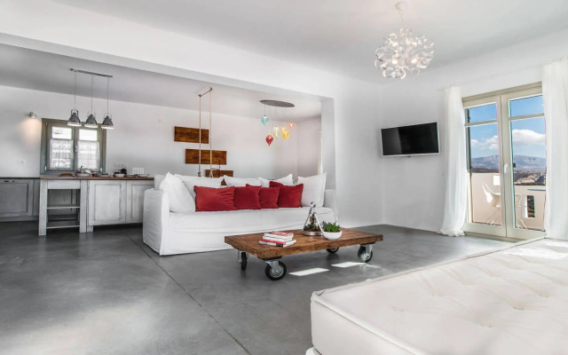 Halcyon Suites and Villas Naxos
