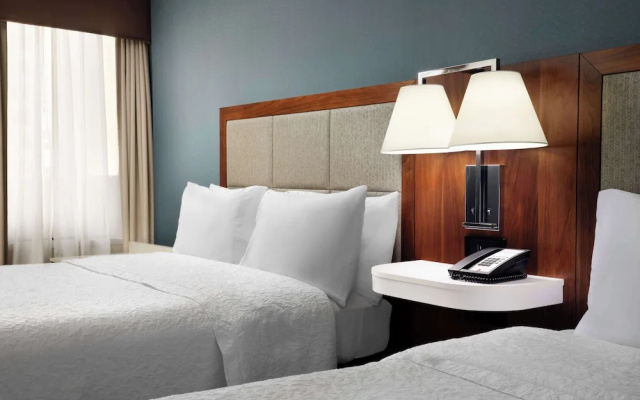 Avenue Crowne Plaza