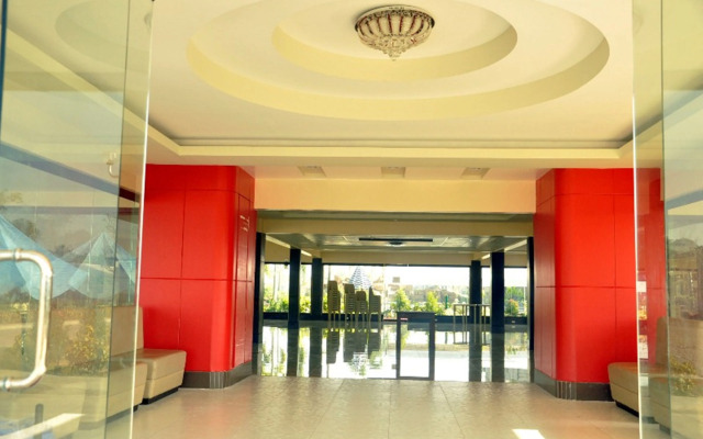 Klir Waterpark Resort