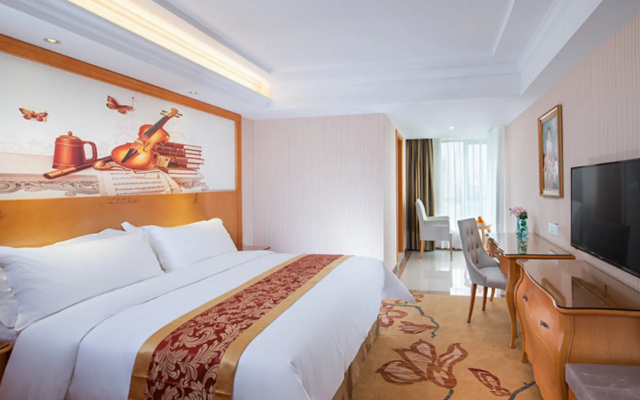 Vienna Hotel Shenzhen Gongming Hufa Bei Road Branch – Guest Rooms – Shenzhen