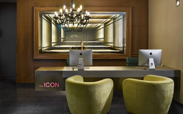 The ICON Hotel & Lounge