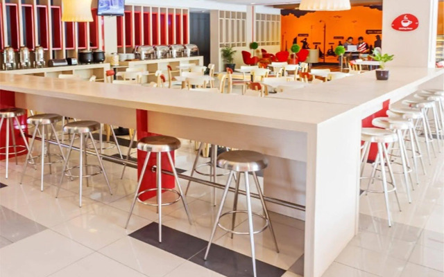 1O1 URBAN Jakarta Kelapa Gading