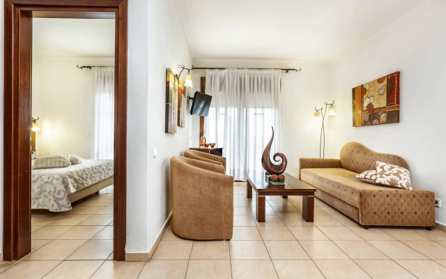 Nereides Hotel