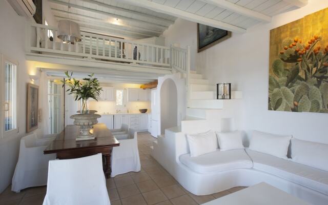Villa Aerie - Sweeping Sea Views, Eclectic Style by Villarentalsgr