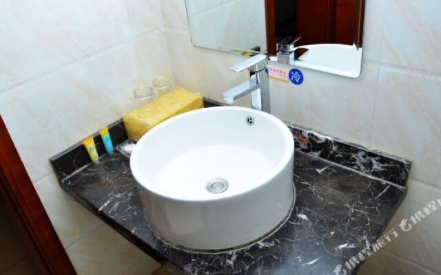 Chengdu Chunxi Business Hotel