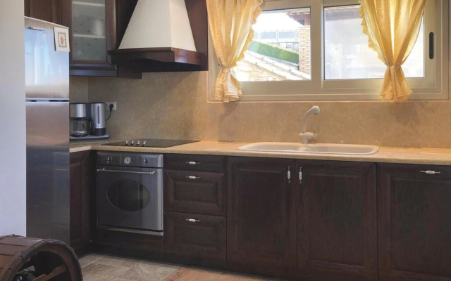 Nice Home in Koroni with Hot Tub, WiFi, Outdoor Swimming Pool