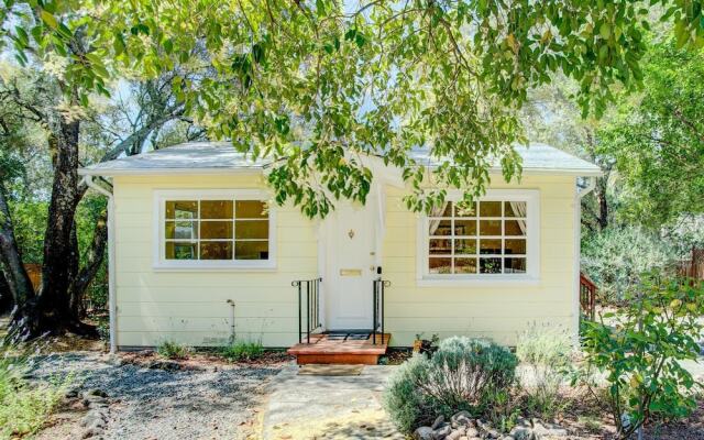 Wine Country Gem 2 Bedrooms 1 Bathroom Home