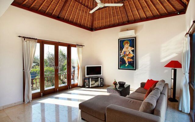 Balangan Beach Villa