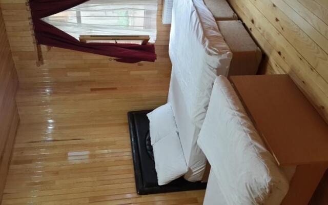 Zengin Motel