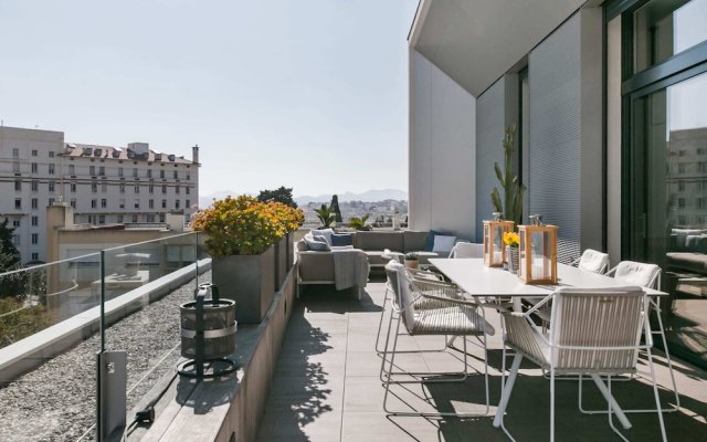 Picturesque Views From A Radiant Penthouse