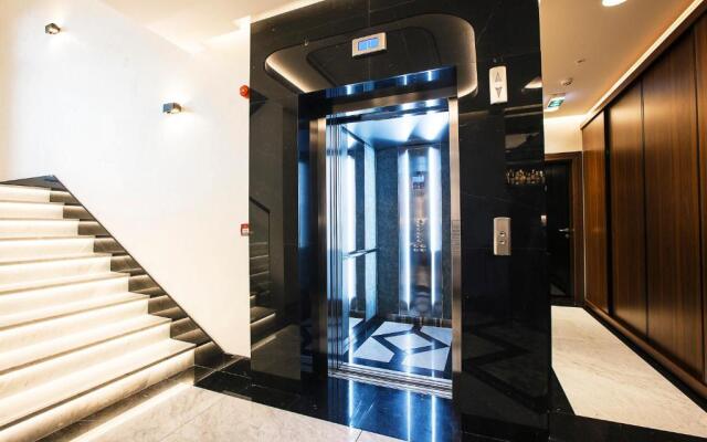 Sky hotel