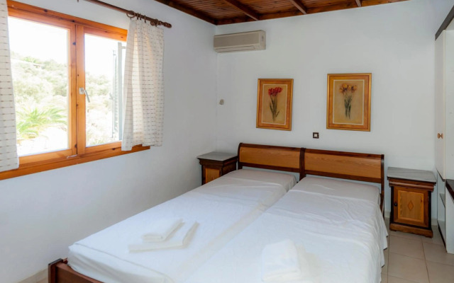 Corfu Aquamarine Hotel