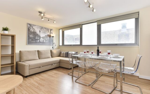Allen Gardens Apartments
