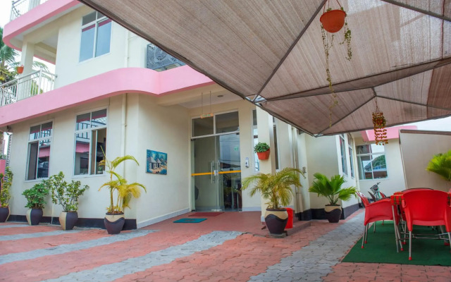 Airport Transit Lodges