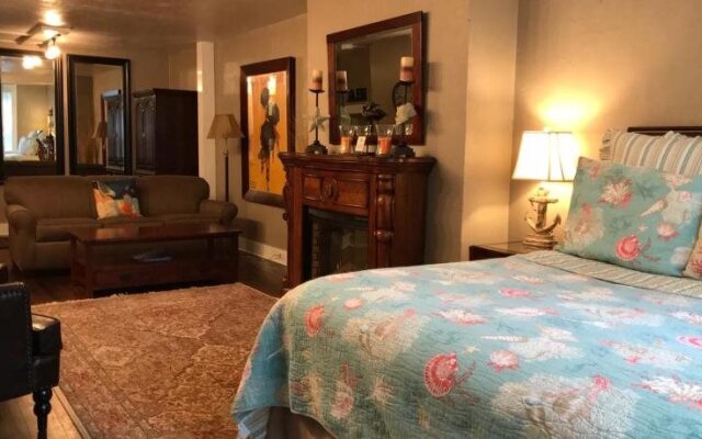 Inn at Harbour Village