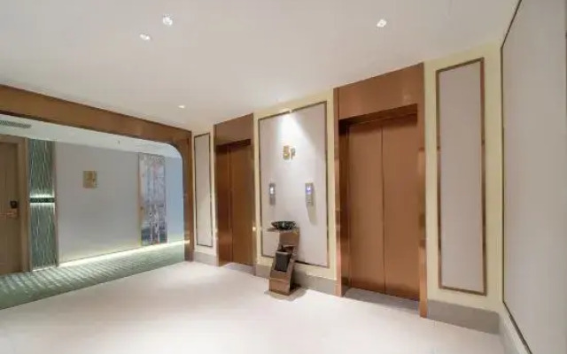 Vienna 3 Best Hotel (Wuhai Haibowan District Renmin Square)