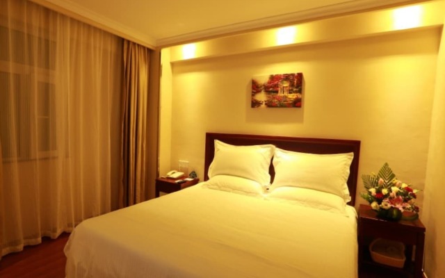 GreenTree Inn Sanya Hexi District Chunyuan Seafood Square Express Hotel
