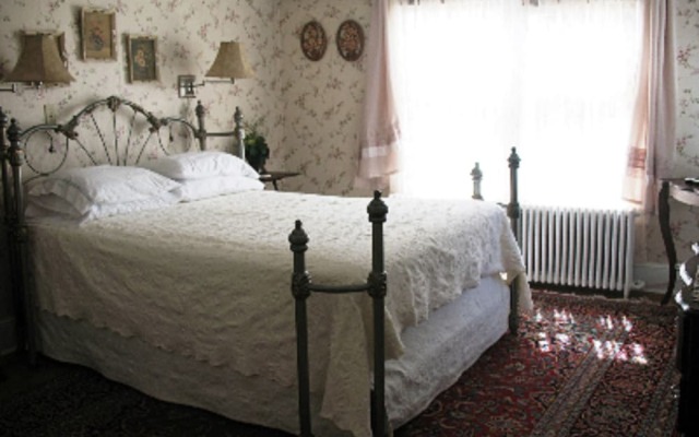 Stonegate Bed and Breakfast