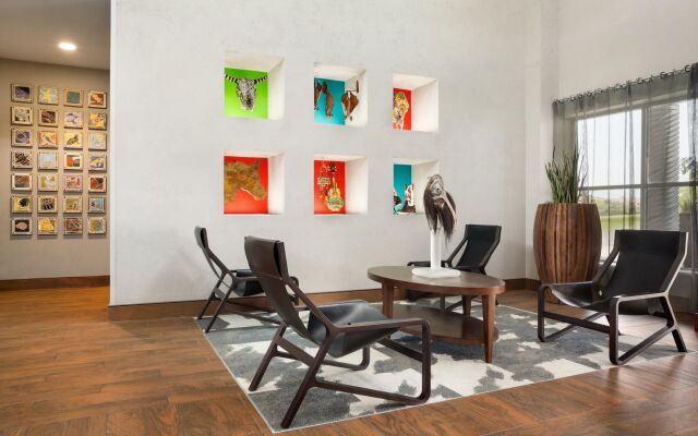 Homewood Suites by Hilton TechRidge Parmer @ I-35