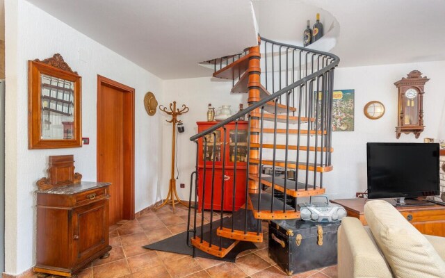 Amazing Home in Malinska With Wifi and 3 Bedrooms