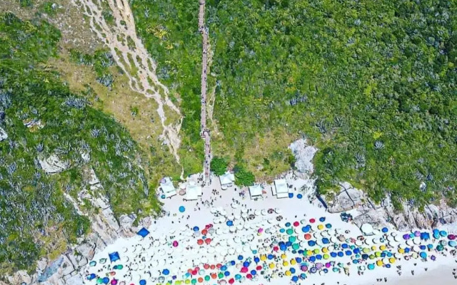 Linda Casa De Férias Até 8 Pessoas