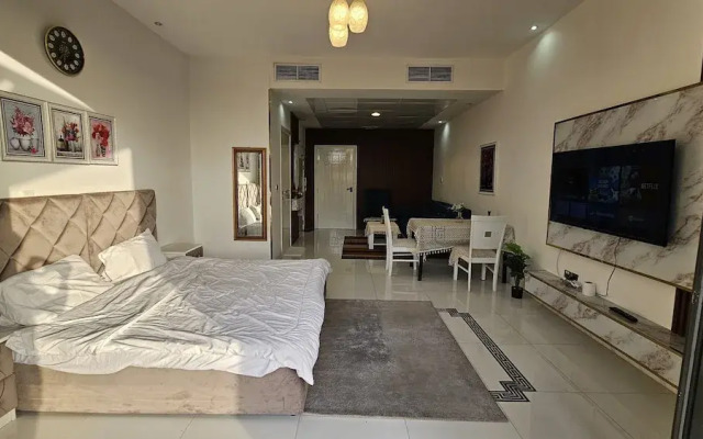 Dubai's Hidden Gem, Villa With Private Pool