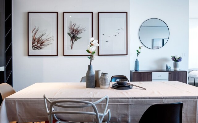 Roomerang at Epic Apartments 37