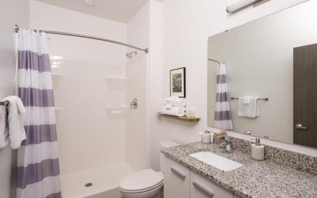 Flexhome Walker's Point 1BR Q2