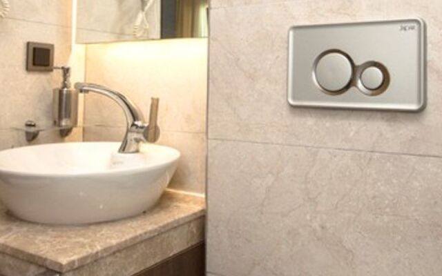 Anar Hotel
