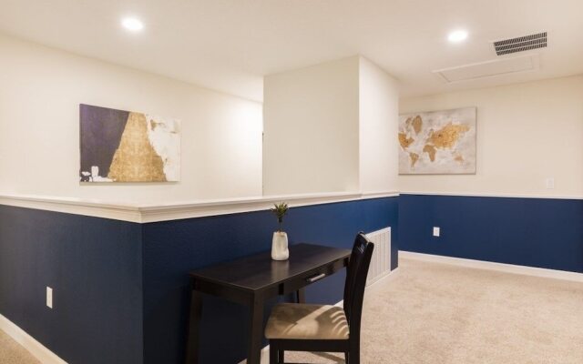 Champions Gate-9048sltstdjil 8 Bedroom Home