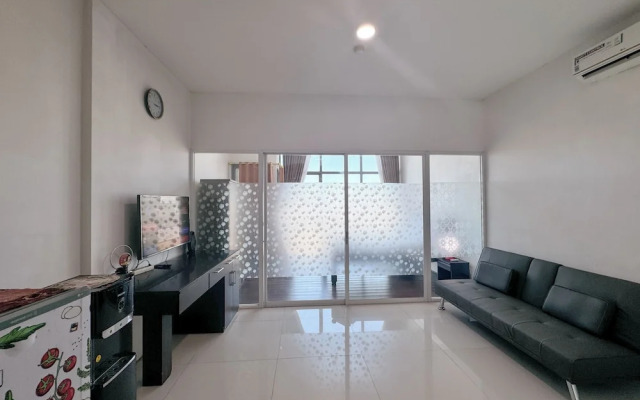 Good Location And Relaxing 1Br Apartment At Aryaduta Residence