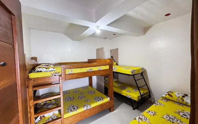 OYO 1190 Manzel Shanicaye Private Villa